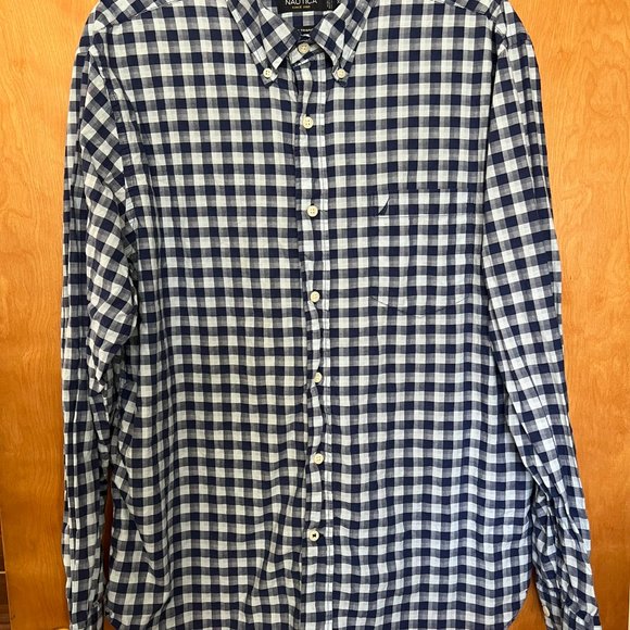 Like New! Blue Checkered Full-Cotton Button Down // Nautica Men's Size XL - Picture 5 of 5
